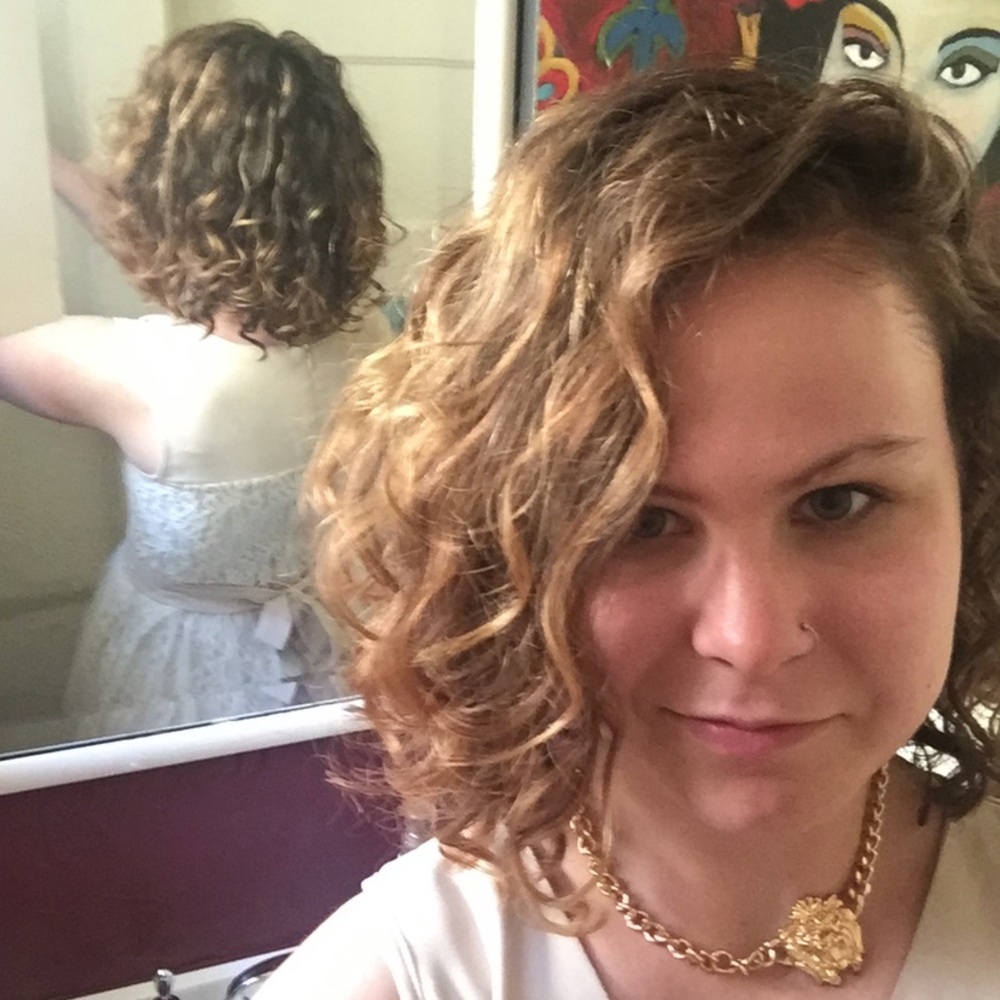 Meet your Posher, Lauren